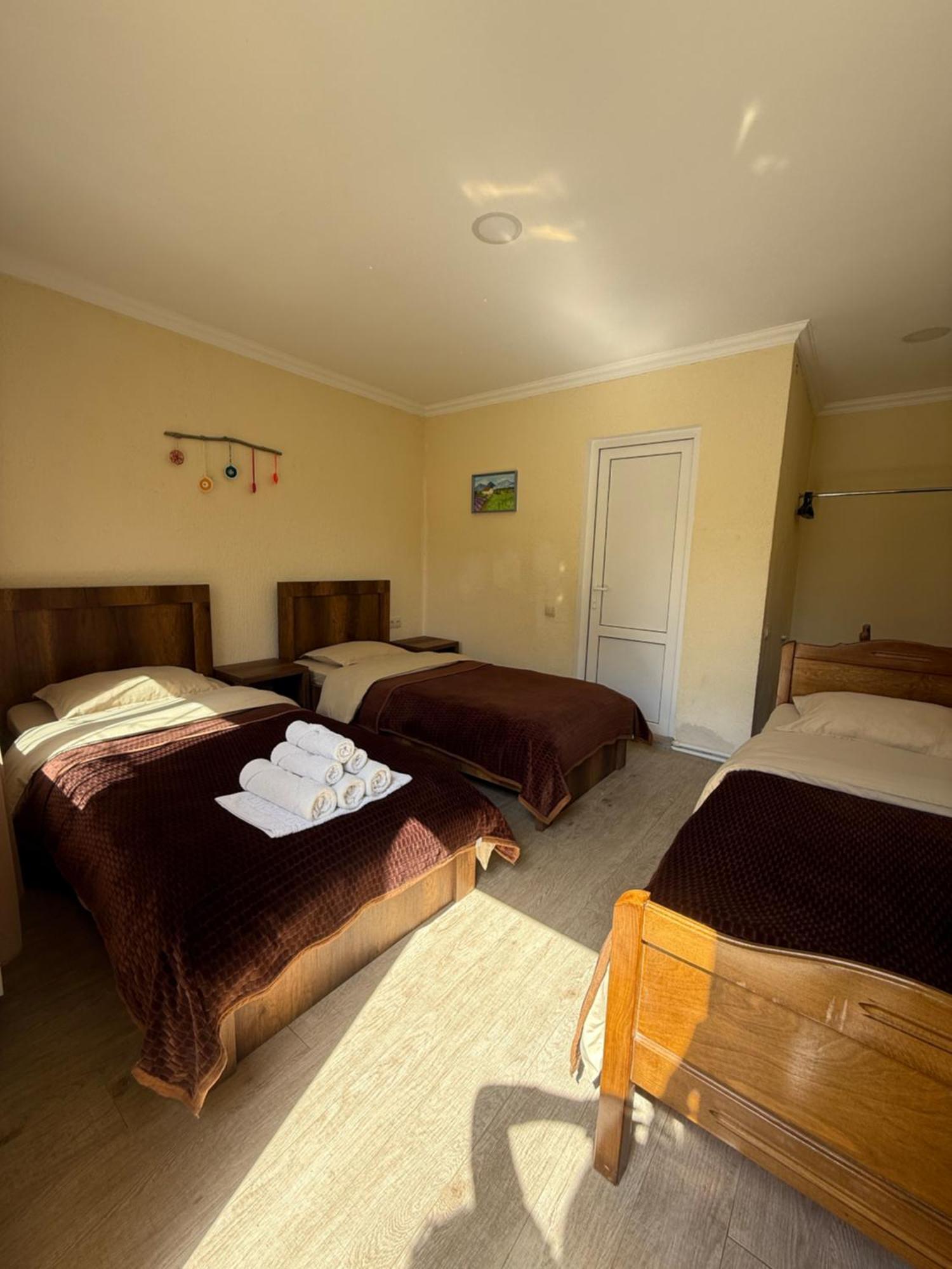 Hotel Villa Eniseli Exteriör bild